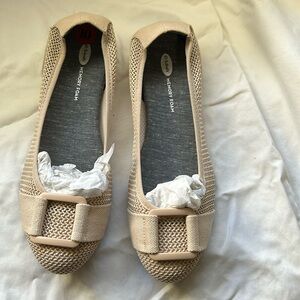 Dr. Scholl’s memory foam flats size 10